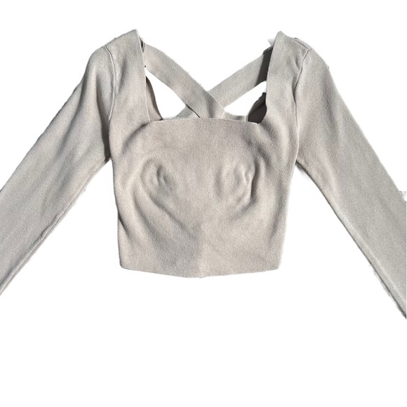 LE LIS TAN LONG SLEEVE LACE UP OPEN BACK CROPPED TOP WITH SQUARE NECK SIZE SMALL - Picture 4 of 10